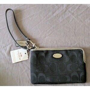 New Authentic Coach F64643 SVE Corner Zip Wristlet Wallet, Black/Silver MH